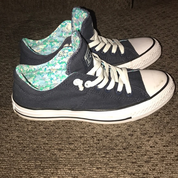 Converse Shoes - CONVERSE💙